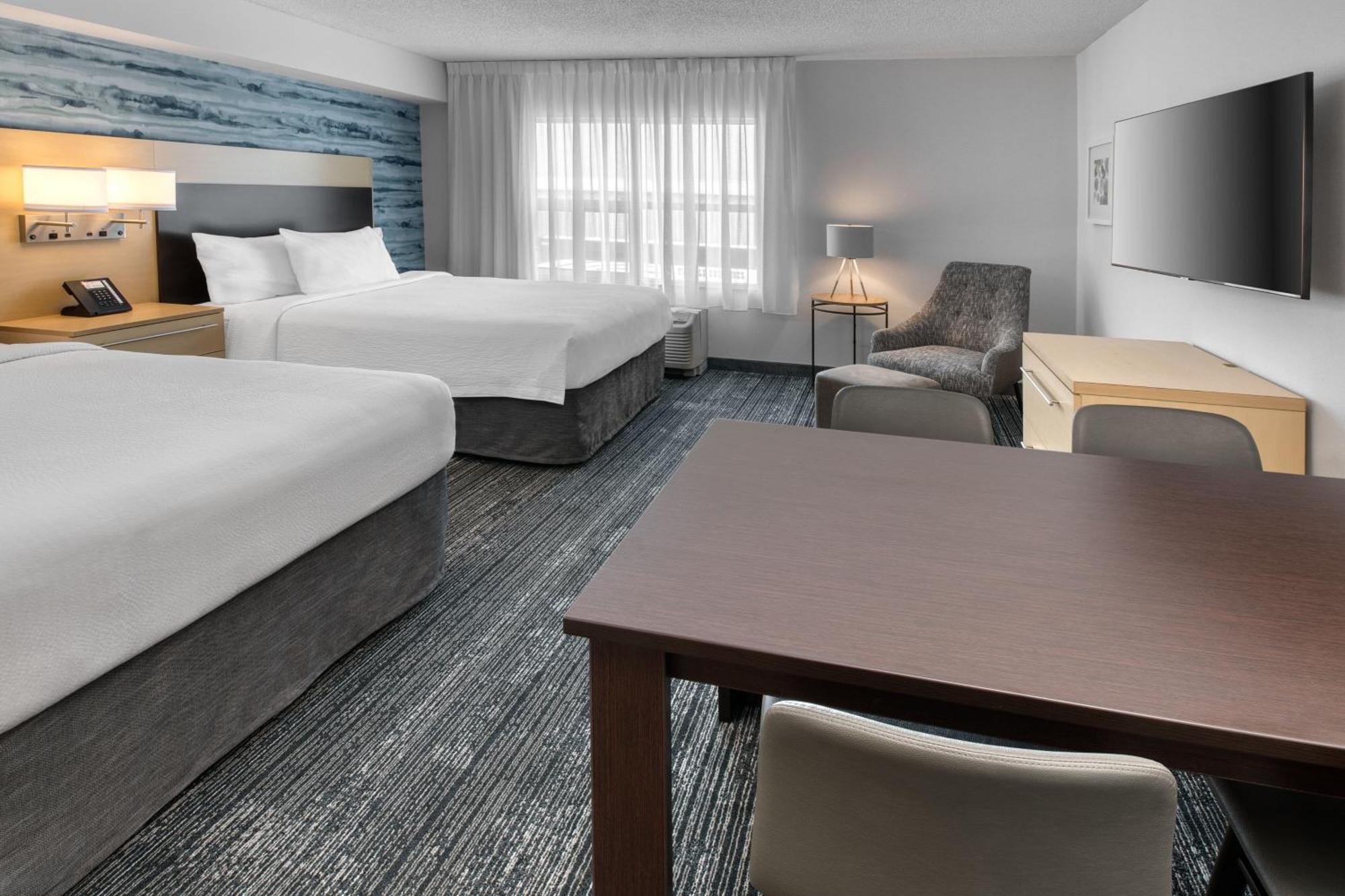 Towneplace Suites By Marriott Sudbury Exterior photo