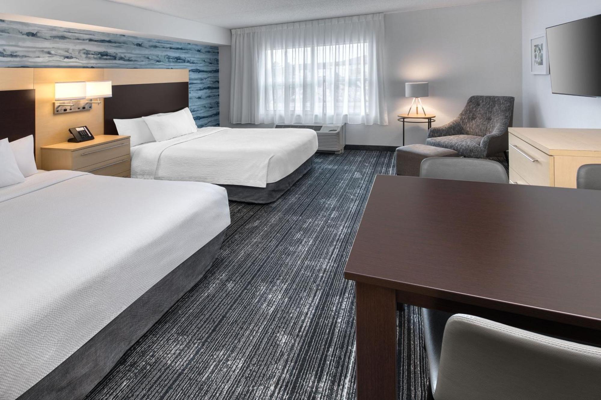 Towneplace Suites By Marriott Sudbury Exterior photo